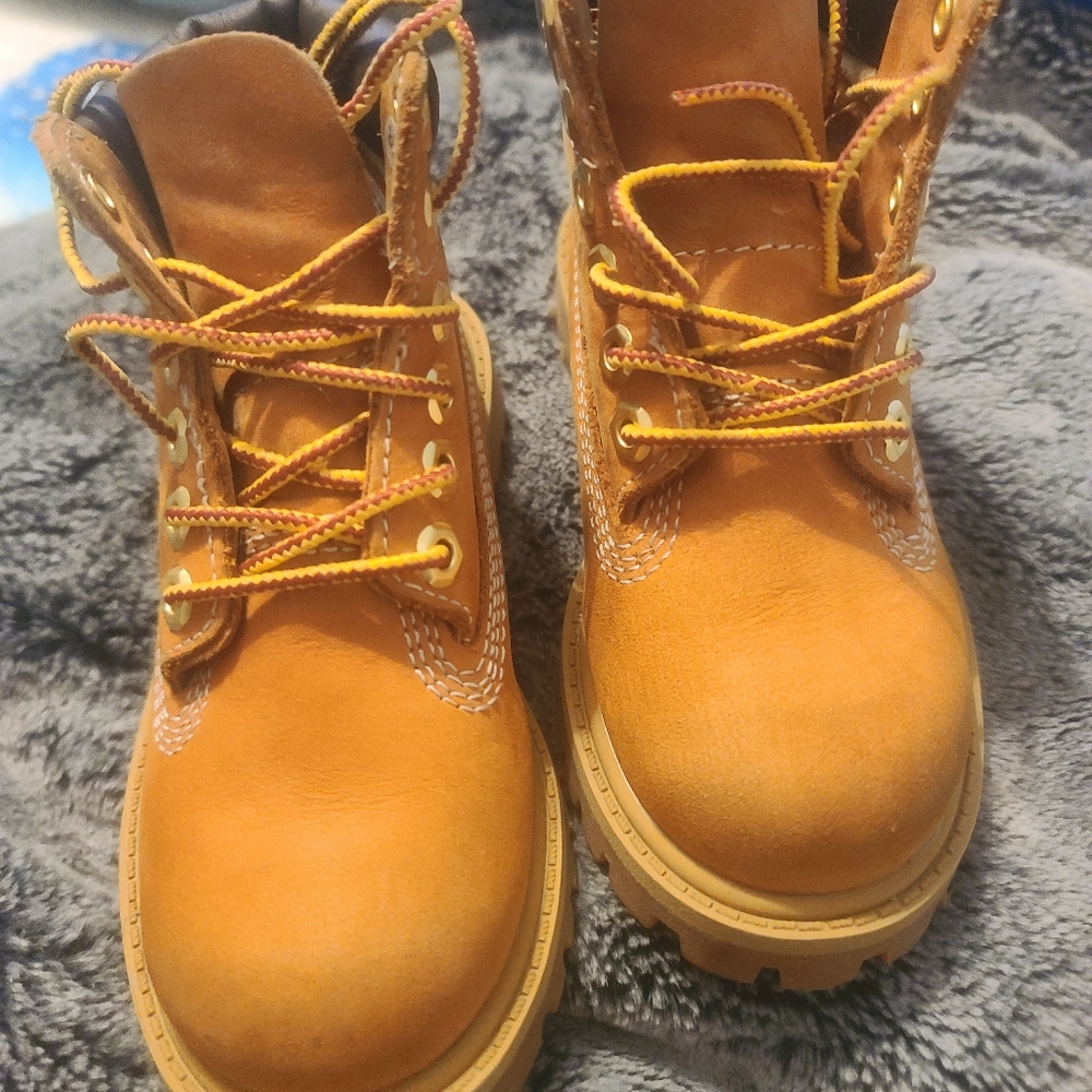 Timberland - Picture 2 of 7